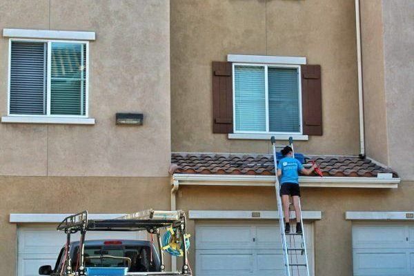 Gutter Cleaning Service